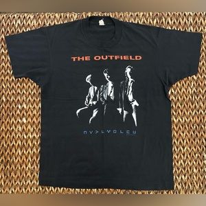 Vintage The Outfield Voices of Babylon Tour tshirt. Size Large. Black.